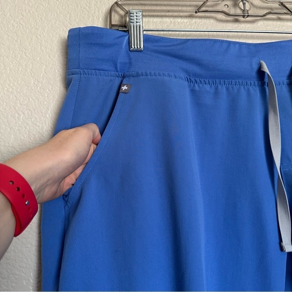 FIGS ZamoraTT™ Jogger Scrub Pants Black PO1735 - Picture 4 of 13